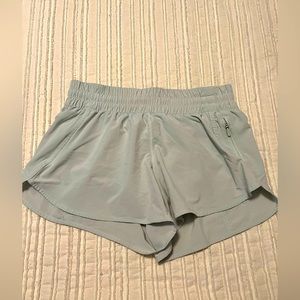 Lulu lemon midrise lined 4” shorts